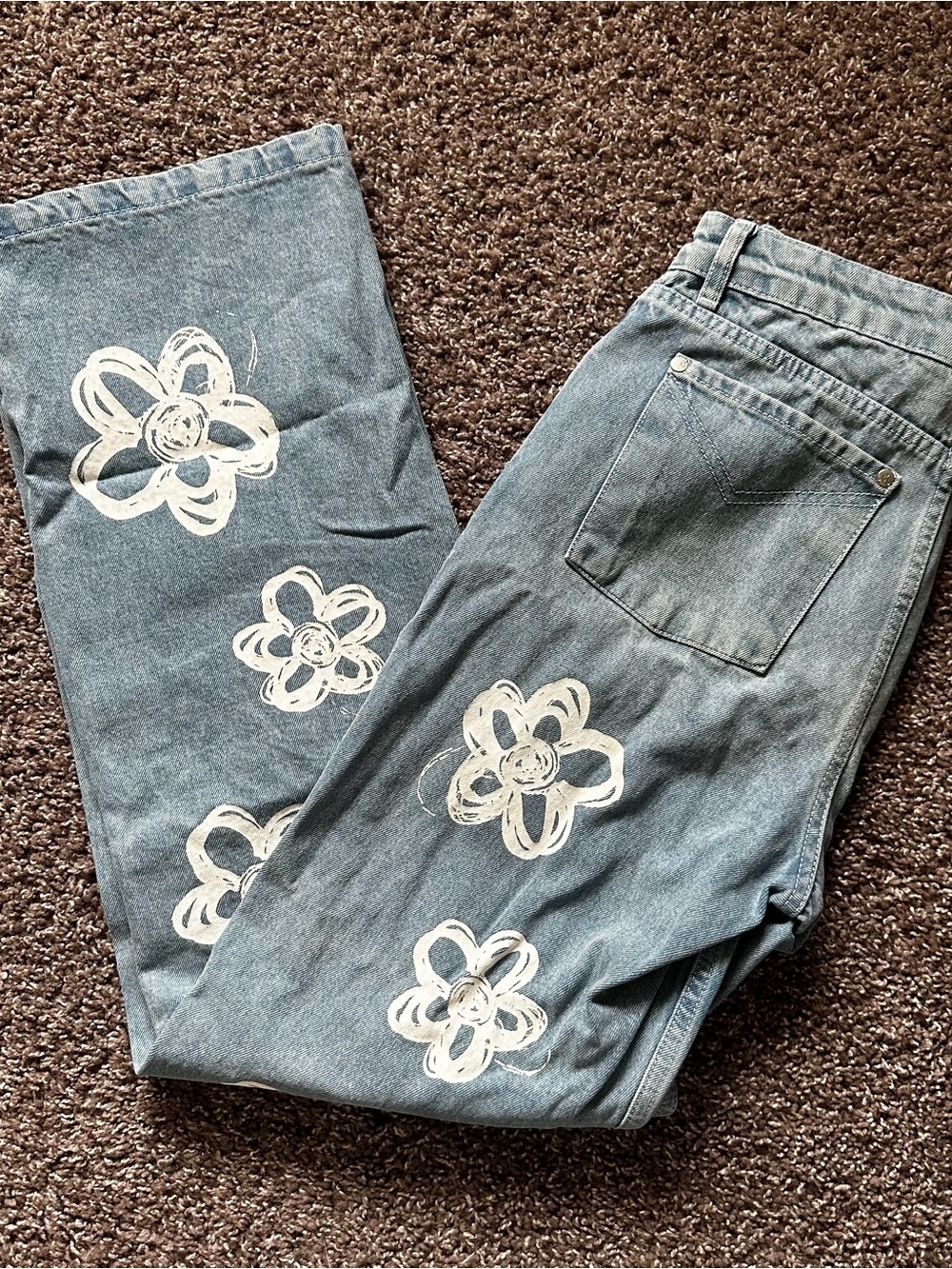 The Ragged Priest Bud Dad Jeans Daisy Floral Embroidered 26 - Picture 3 of 7